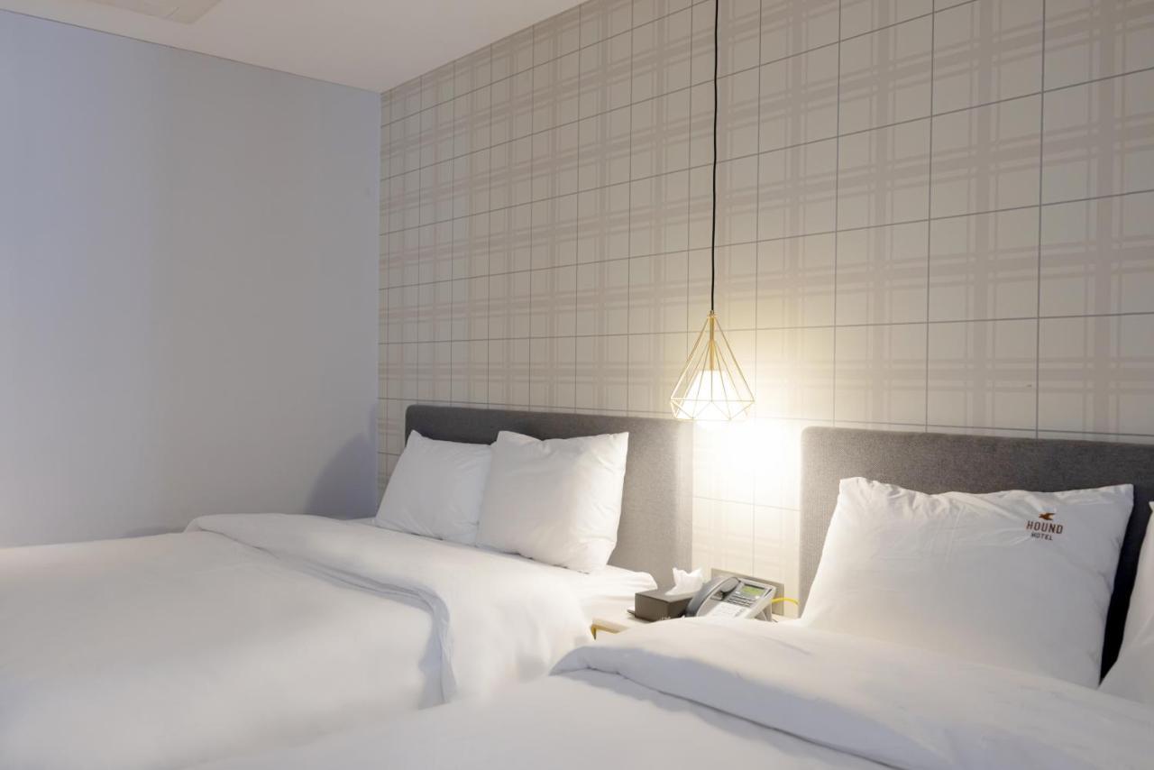 Hound Hotel Seomyeon-Beomcheon Busan Exterior photo